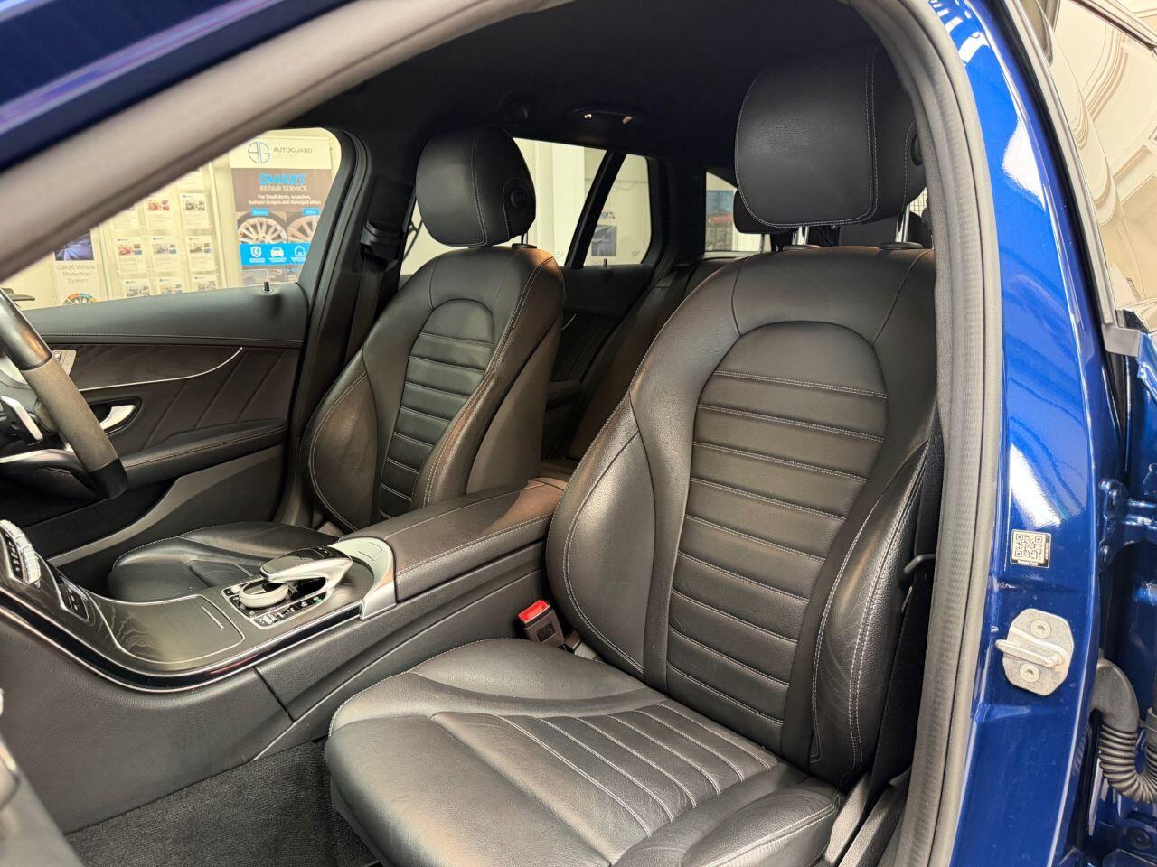 Mercedes-Benz C Class view 13