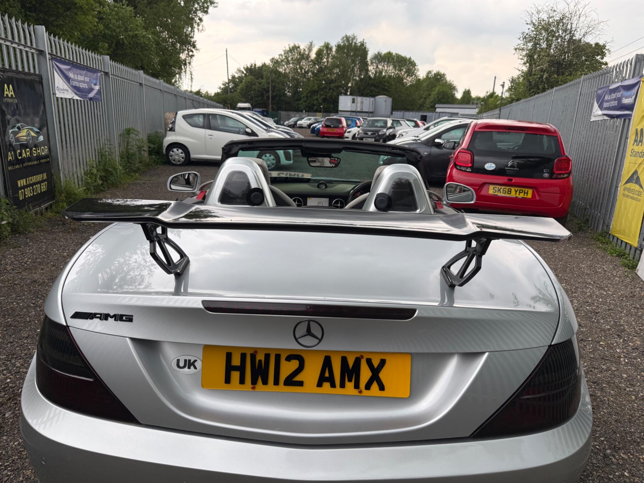 2012 Mercedes-Benz SLK image 33