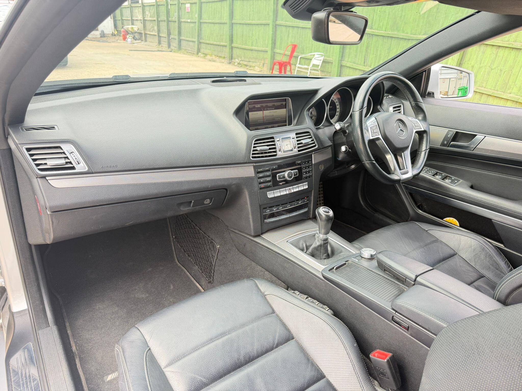 Mercedes-Benz E-Class view 13