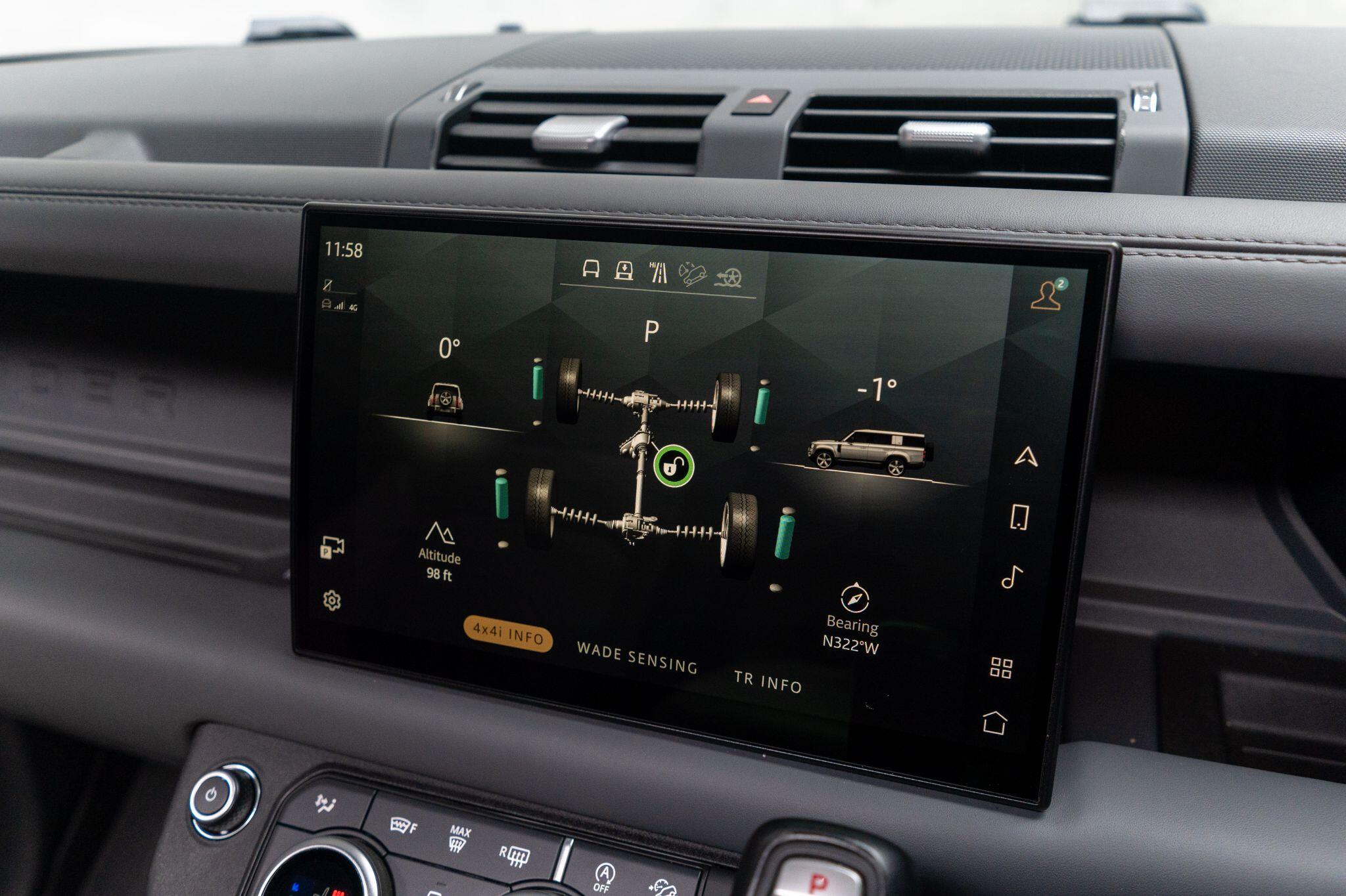 Land Rover Defender view 34