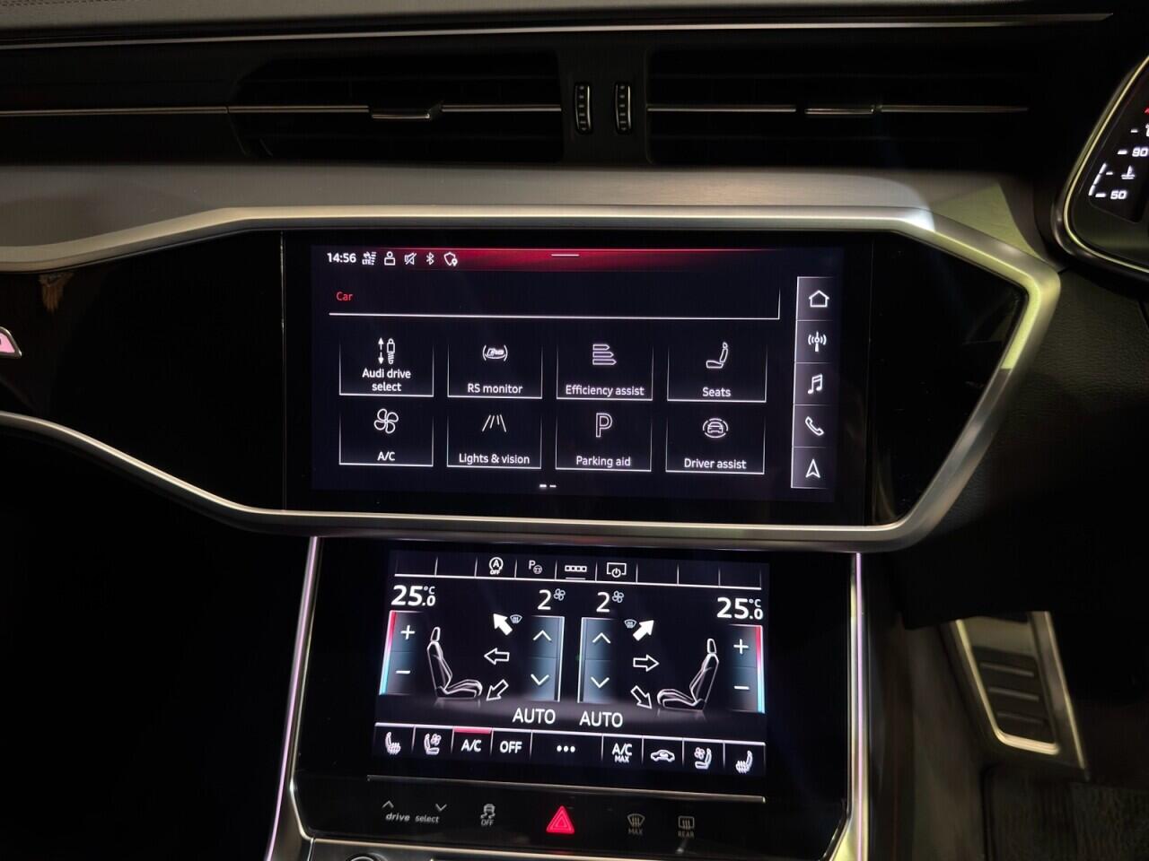 Audi RS6 Avant view 15