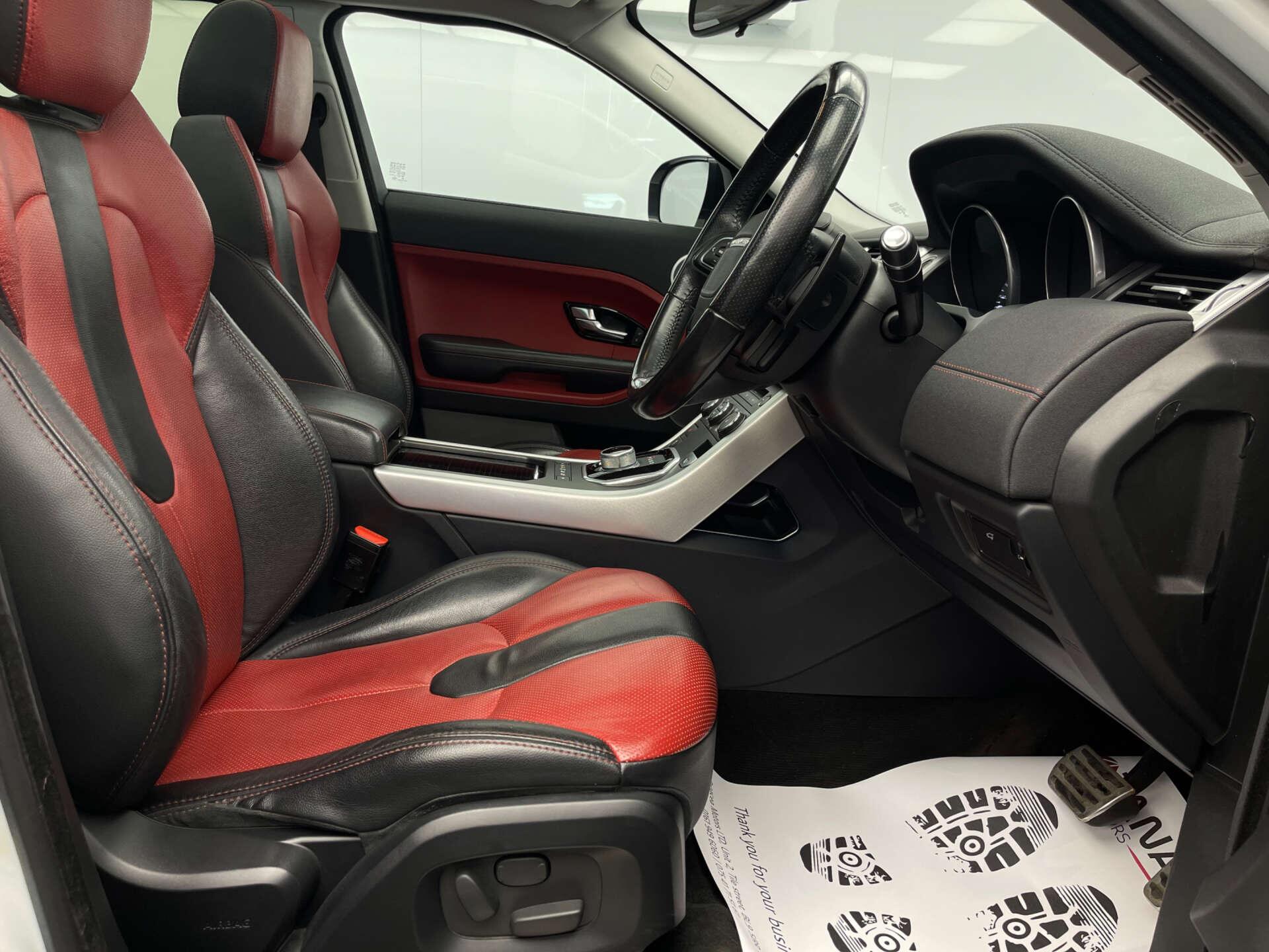 Land Rover Range Rover Evoque view 11