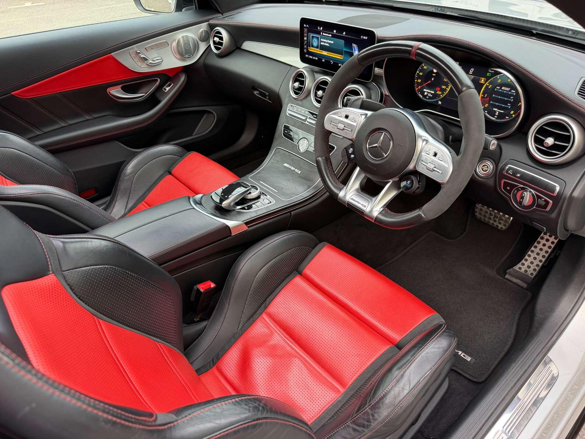 Mercedes-Benz C-Class view 23
