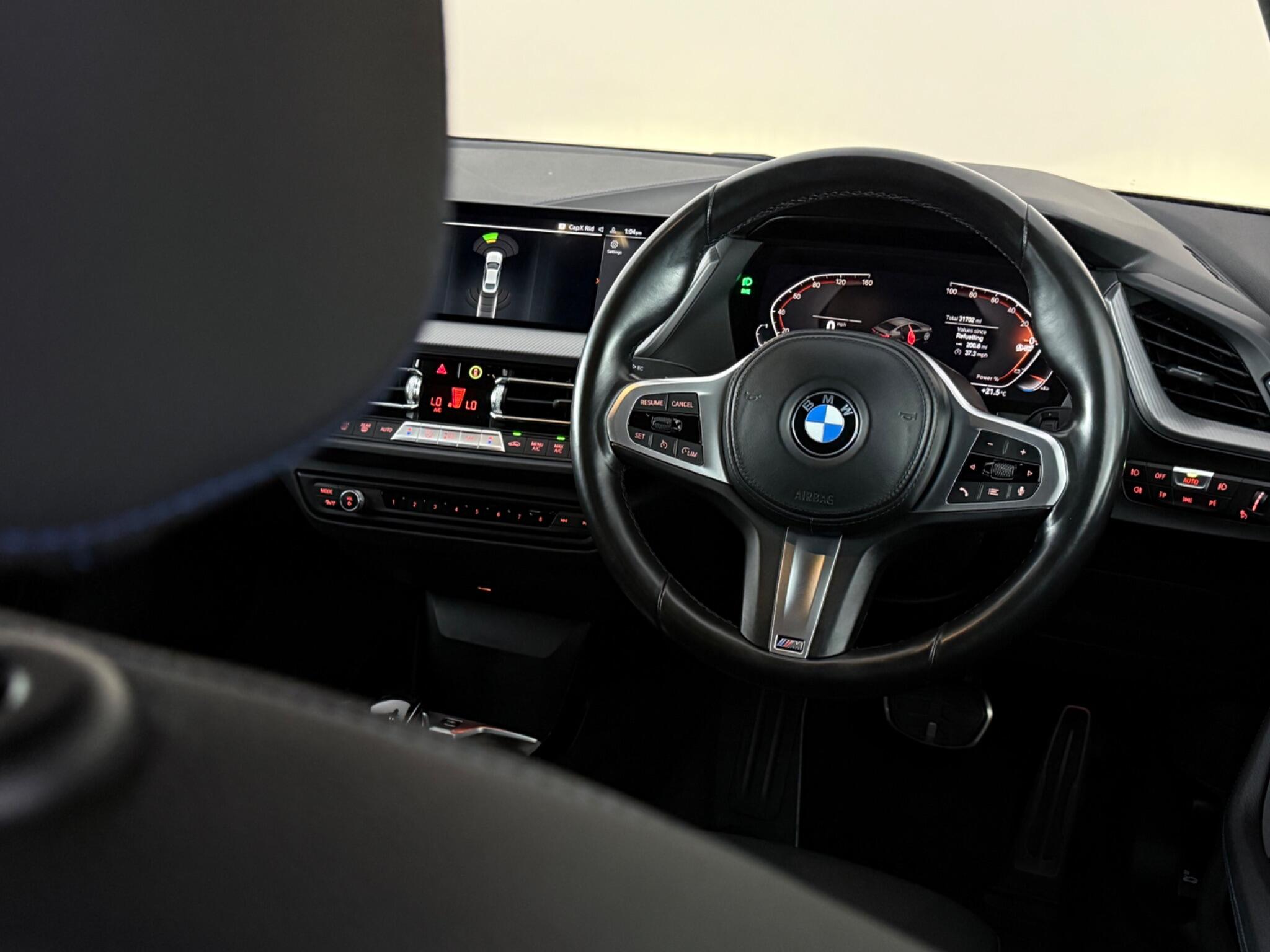 BMW 2 Series view 12
