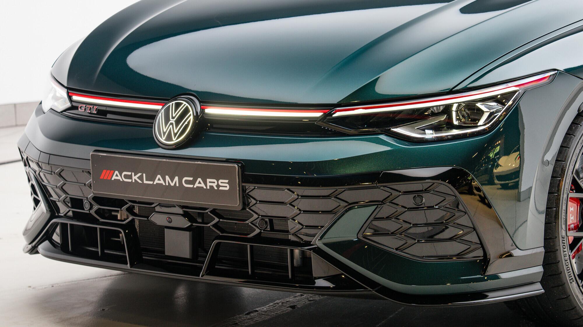 Volkswagen Golf view 10