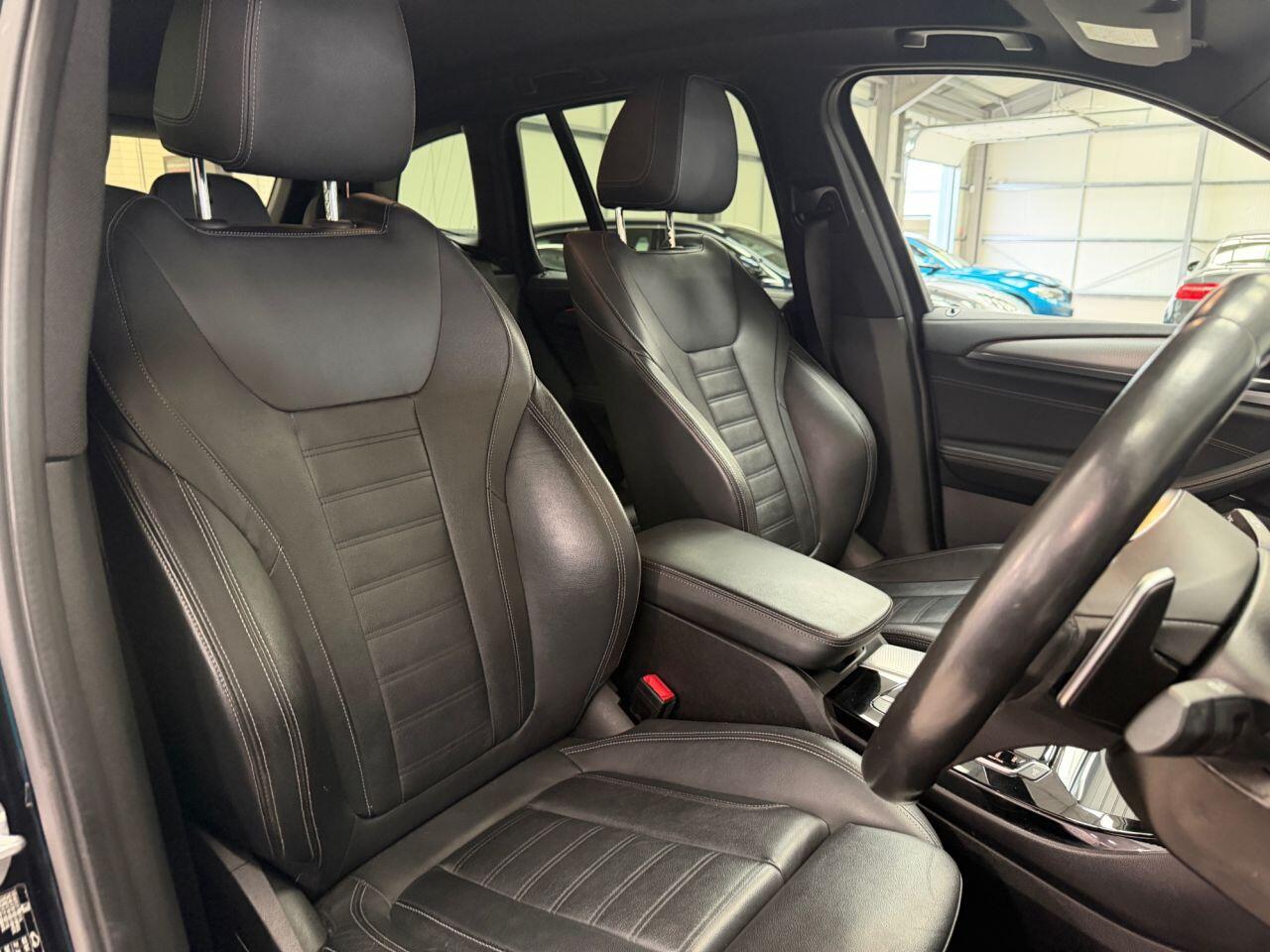 BMW X3 view 4