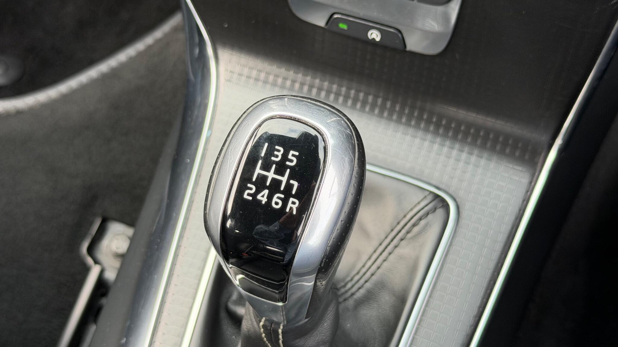 Volvo V40 view 42