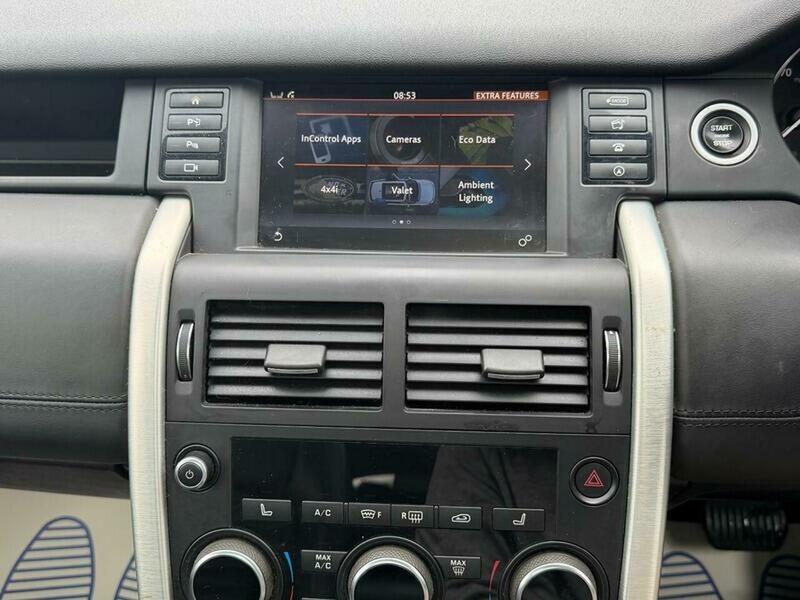Land Rover Discovery Sport view 41