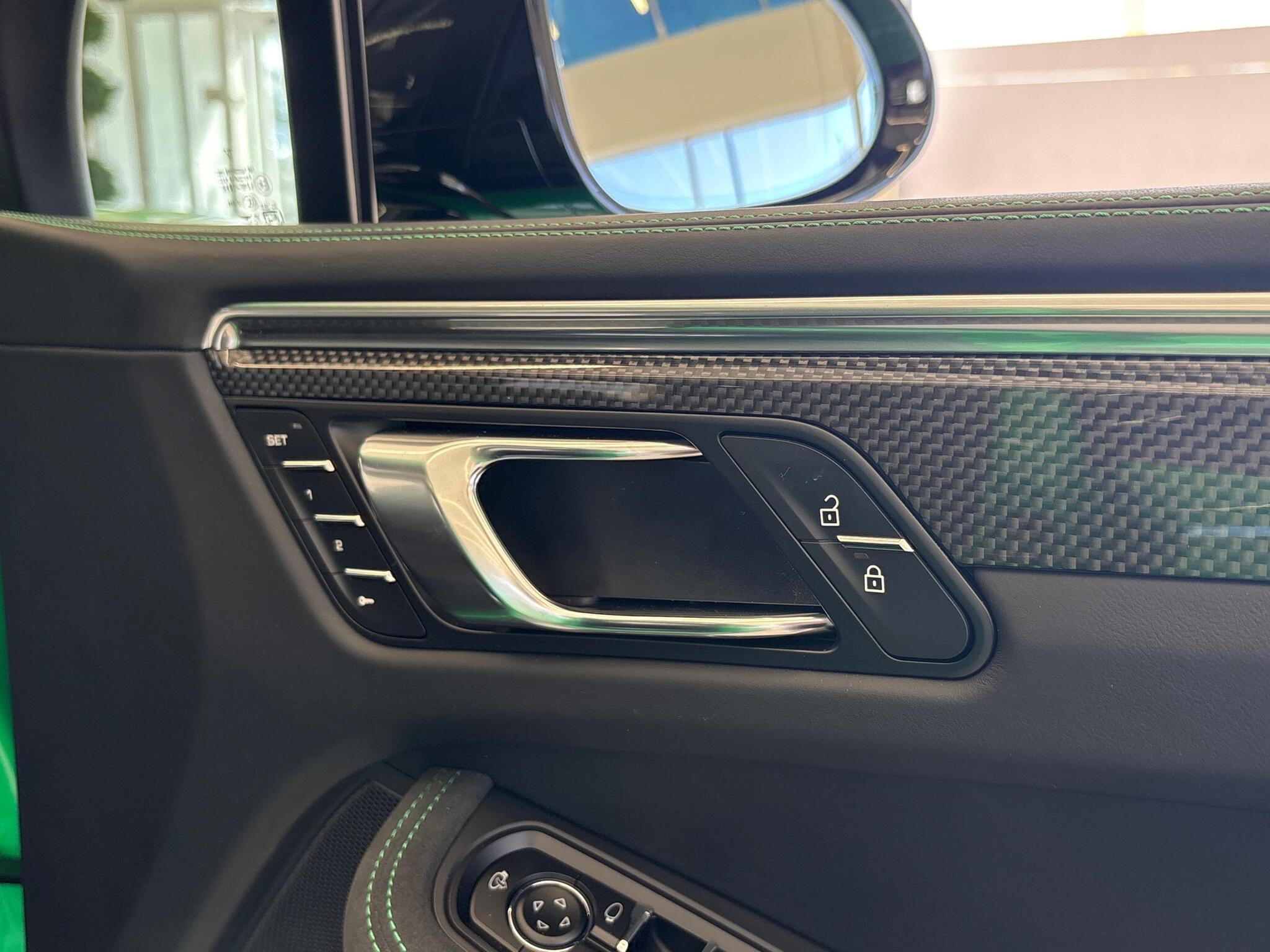 Porsche Macan view 47