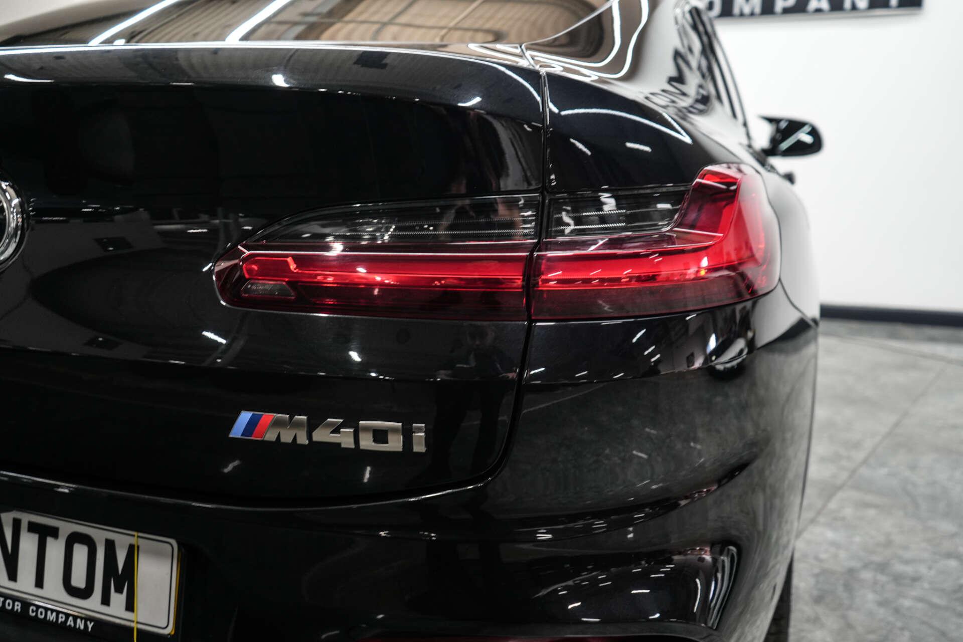 BMW X4 view 11
