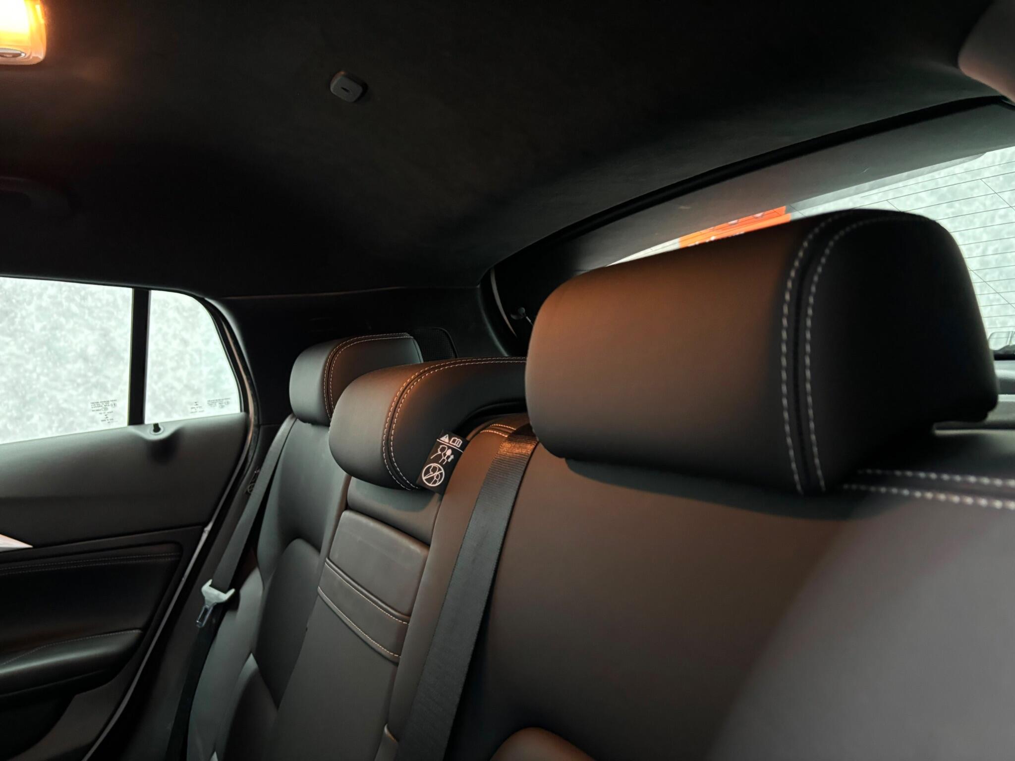 Infiniti Q30 view 17