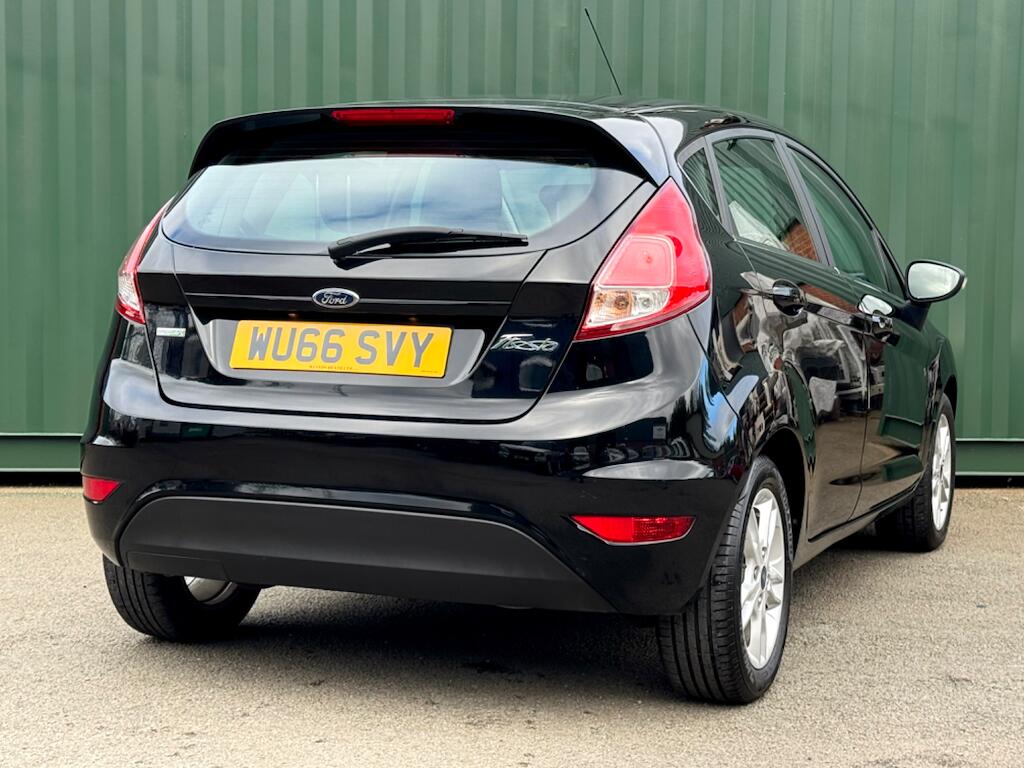 Ford Fiesta view 14