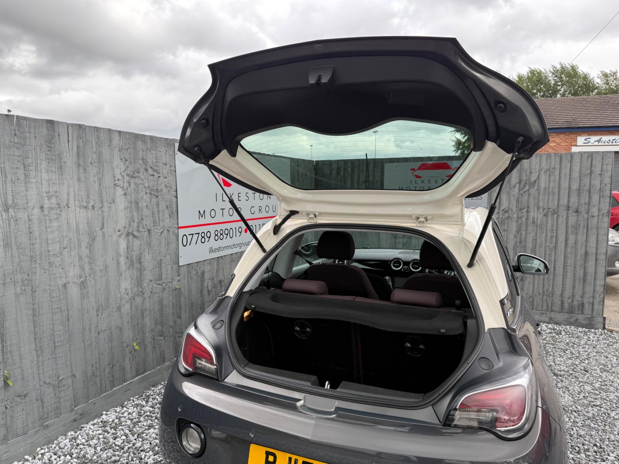 2015 Vauxhall ADAM 1.2 16v GLAM Euro 5 3dr • 111,490 miles image 11