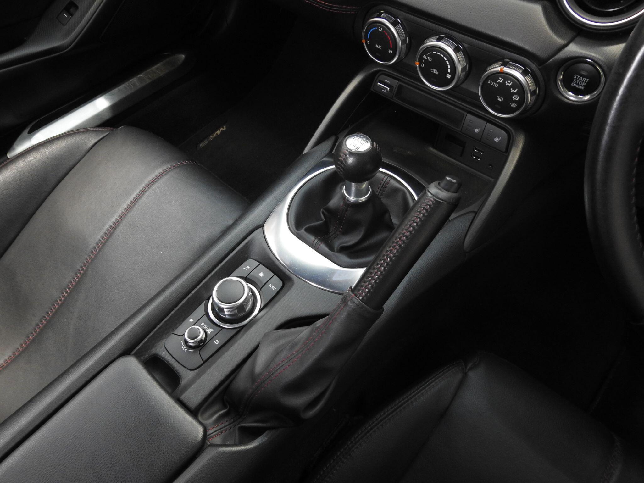 Mazda MX-5 view 31