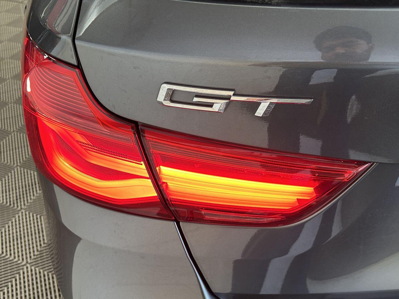 BMW 3 Series Gran Turismo view 20