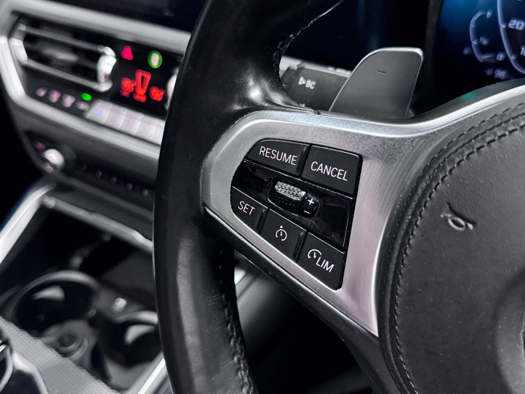 BMW 4 Series view 9