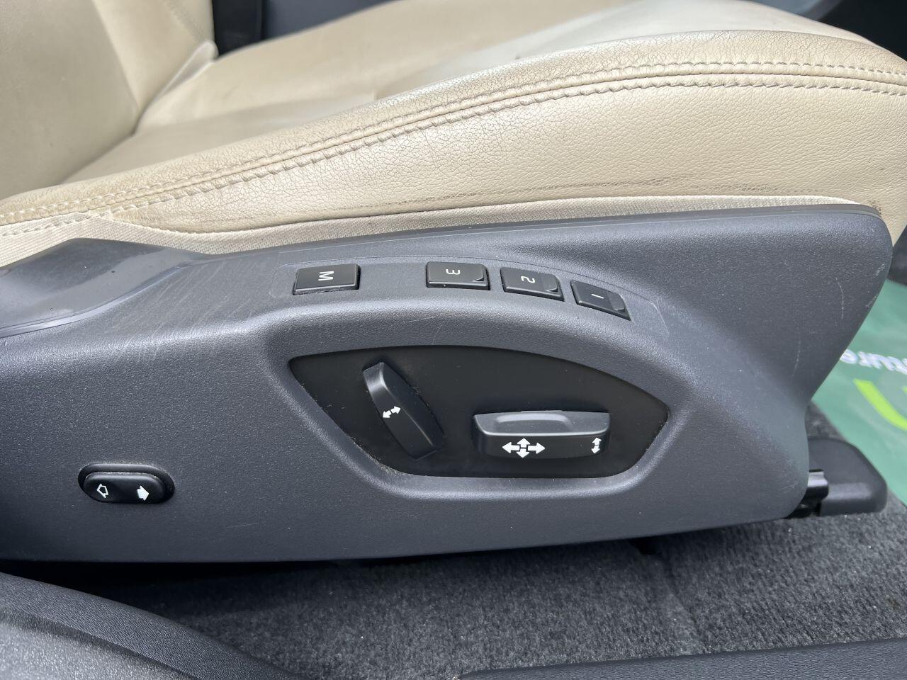 Volvo XC60 view 18