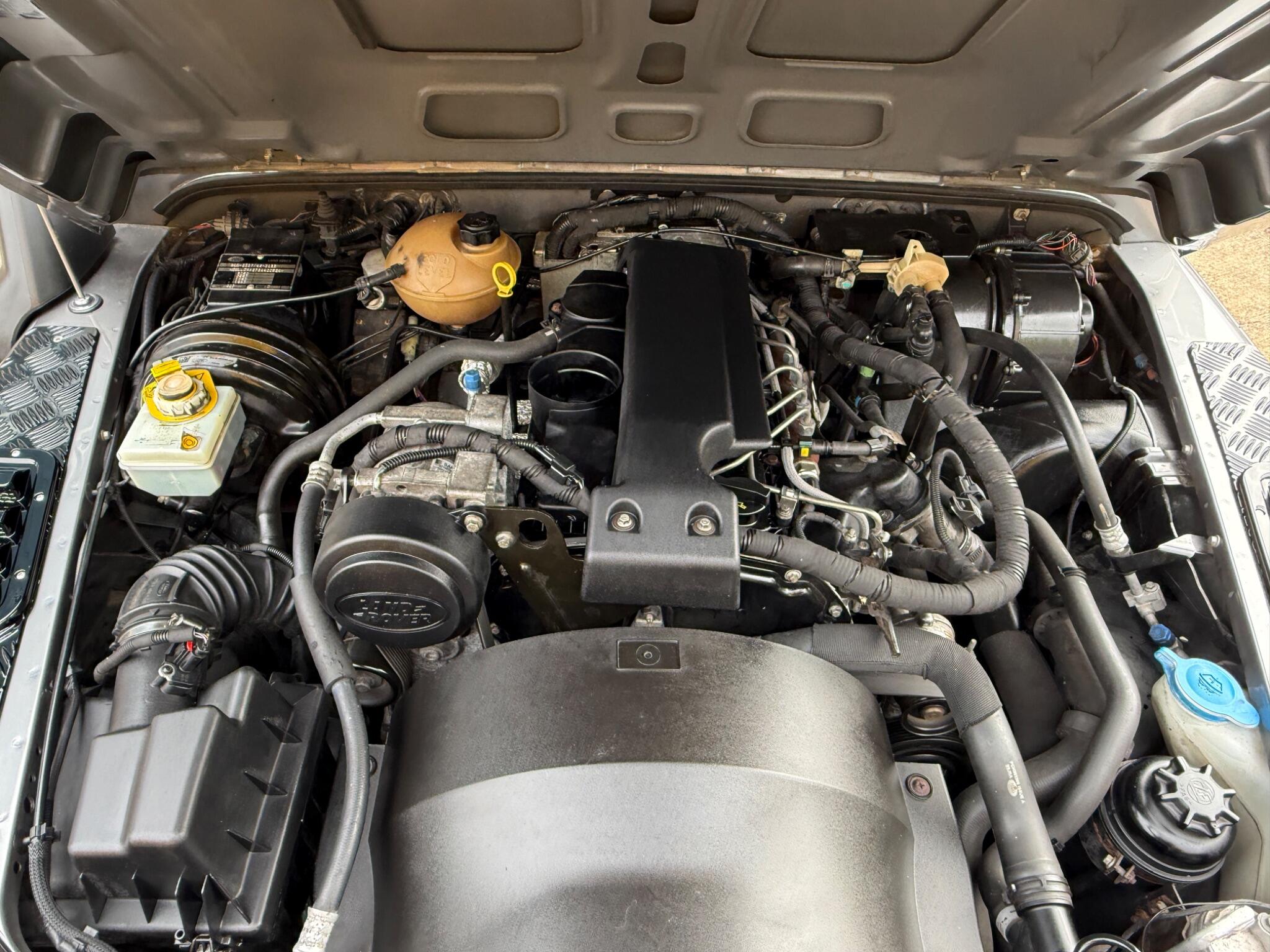 Land Rover Defender view 11