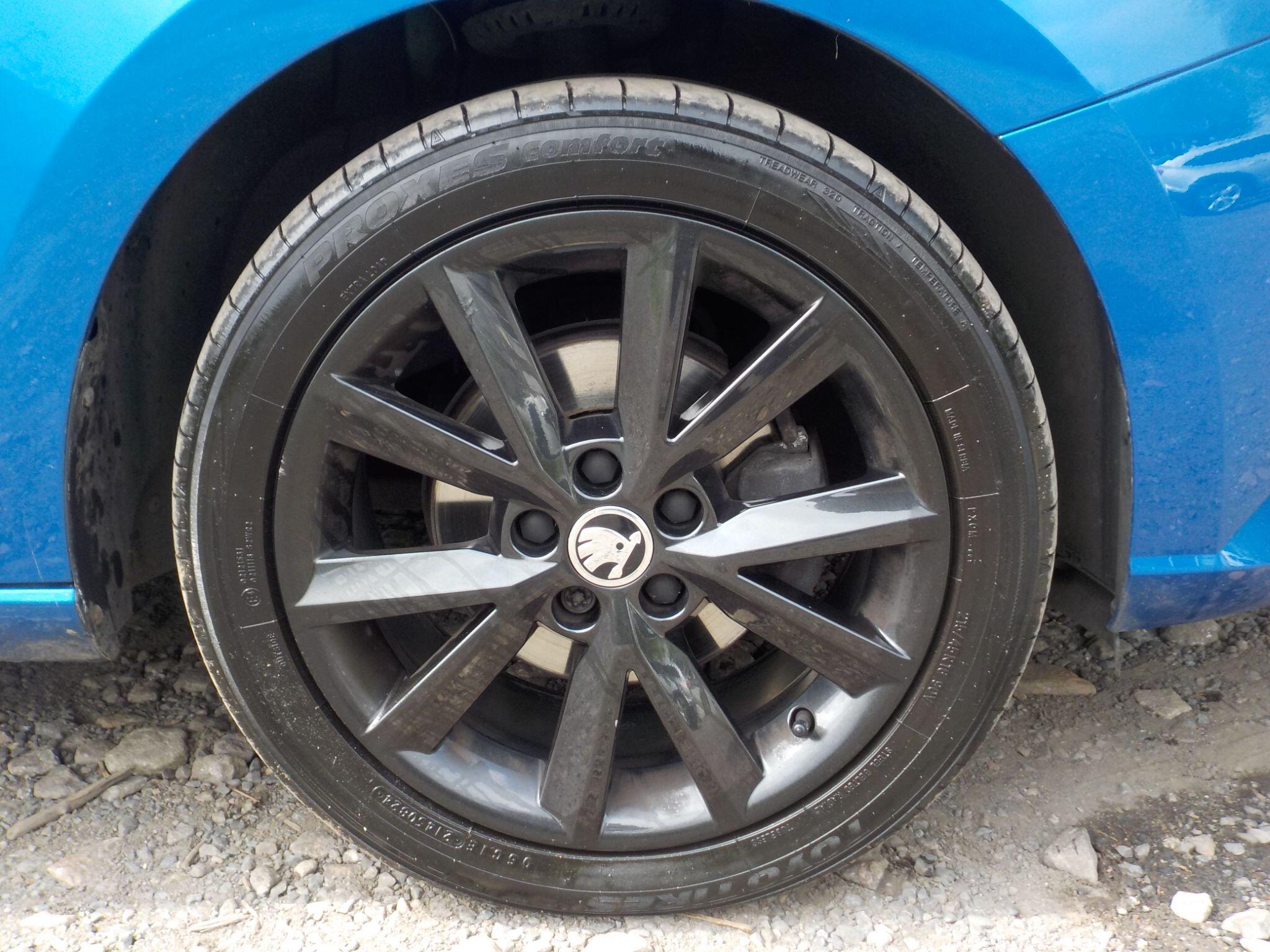 Skoda Fabia 1.0 Colour Edition Euro 6 (s/s) 5dr