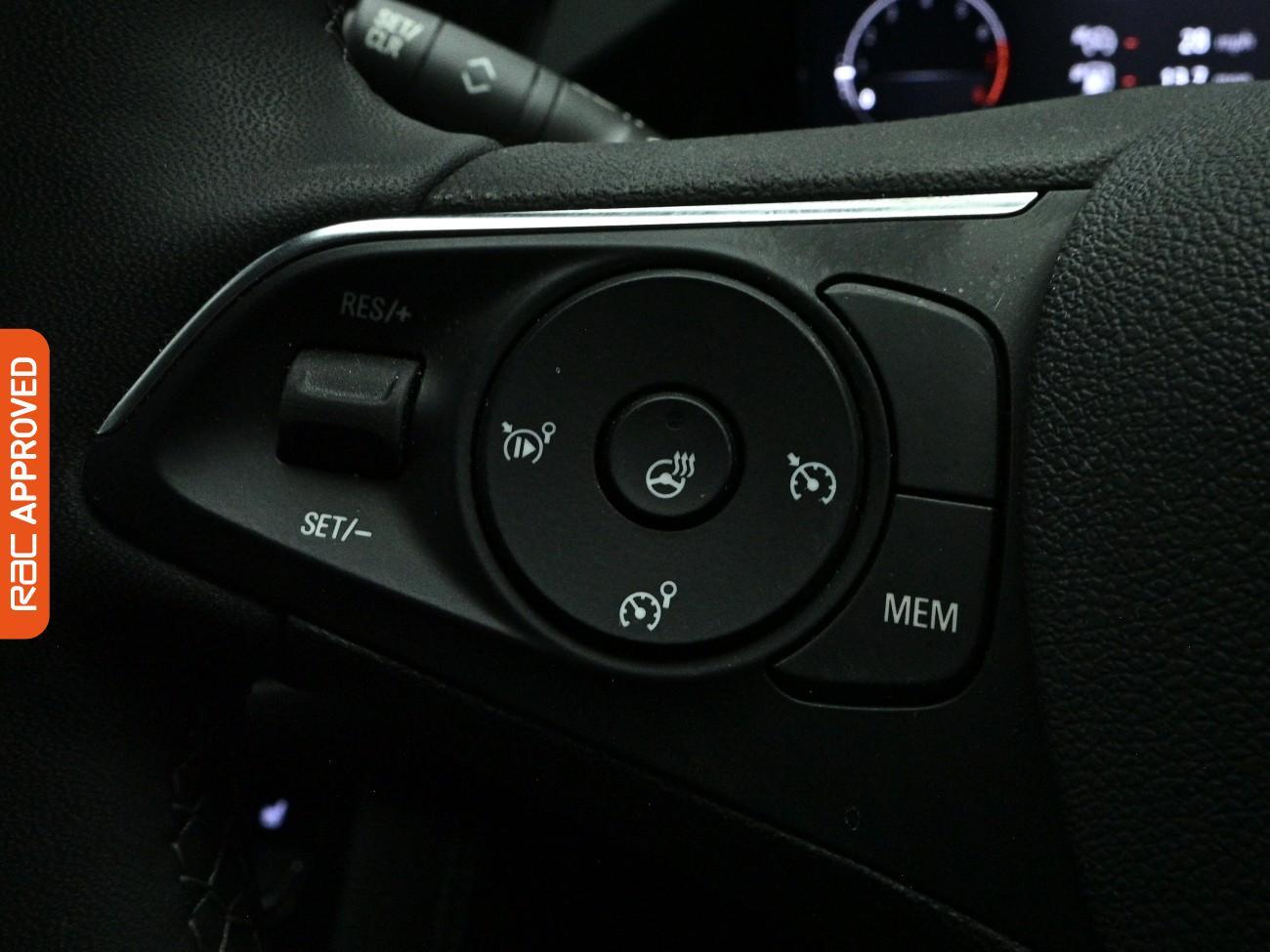 Vauxhall Grandland view 21