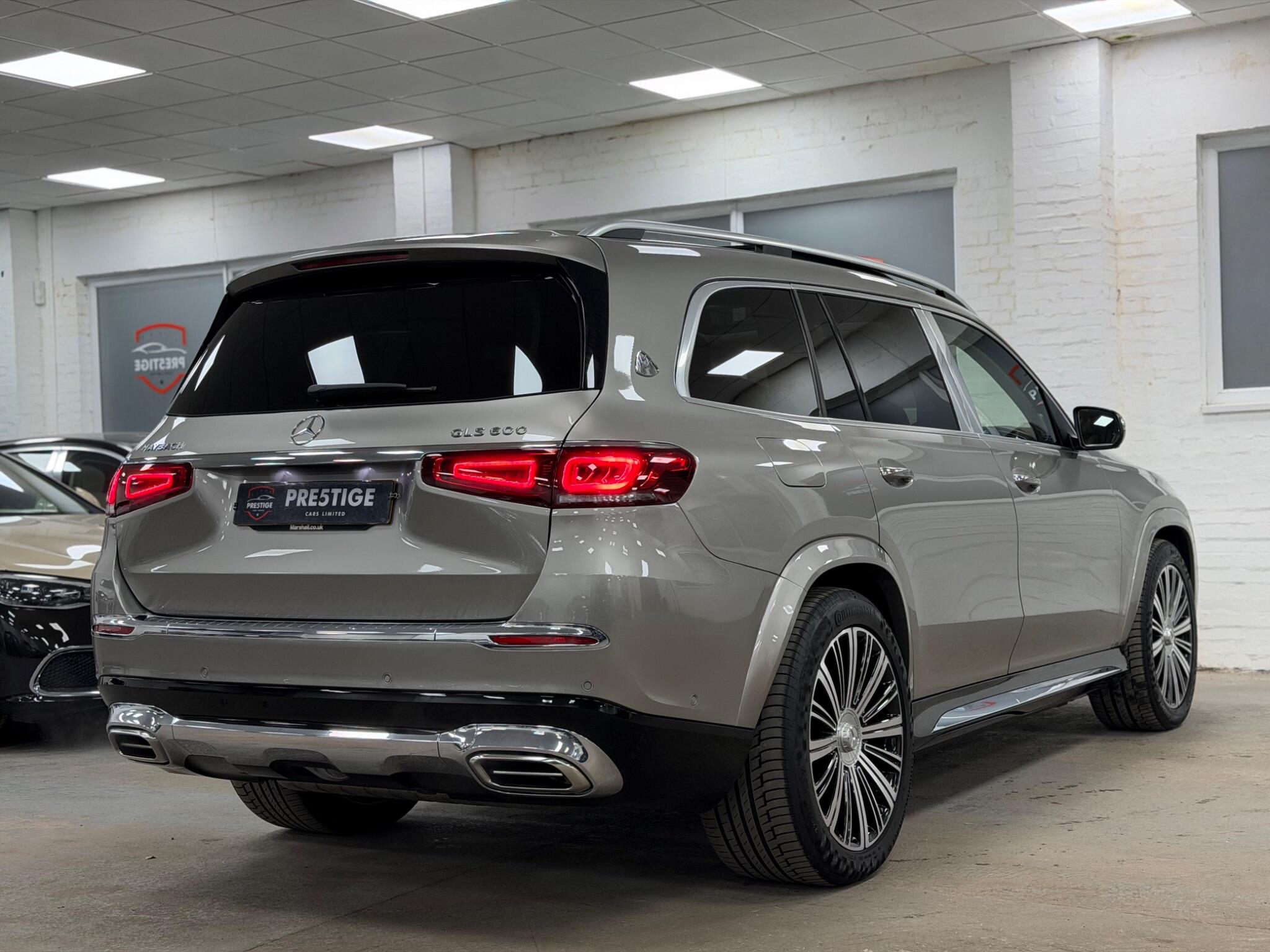 Mercedes-Benz GLS view 18