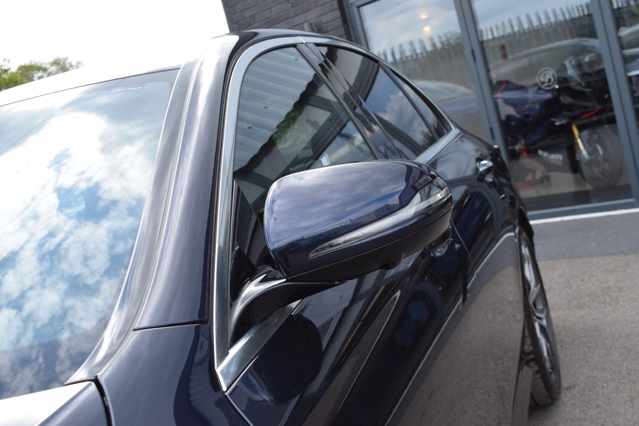Mercedes-Benz E-Class view 35