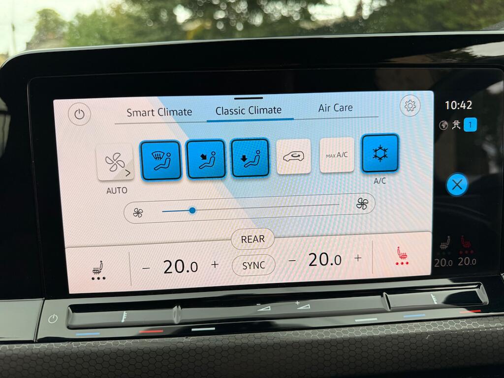 Volkswagen Golf view 50