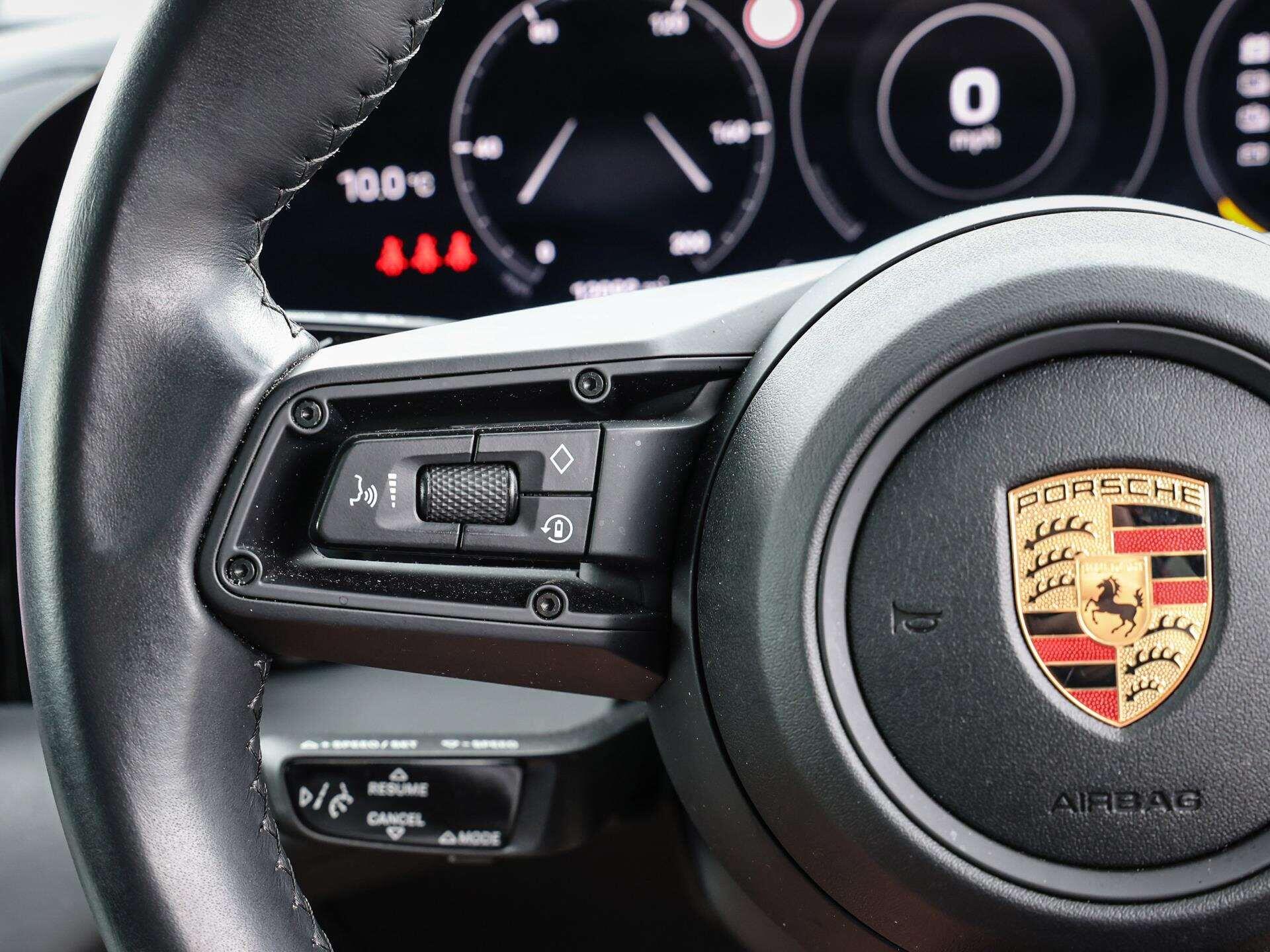 Porsche Taycan view 15
