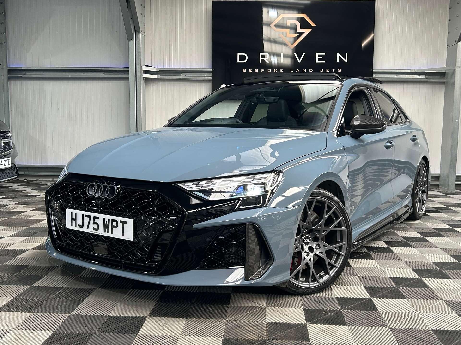 Audi RS3 view 4