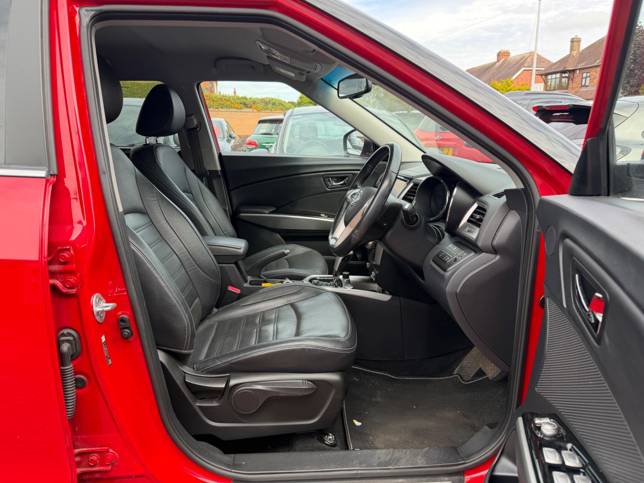 KGM Tivoli view 6