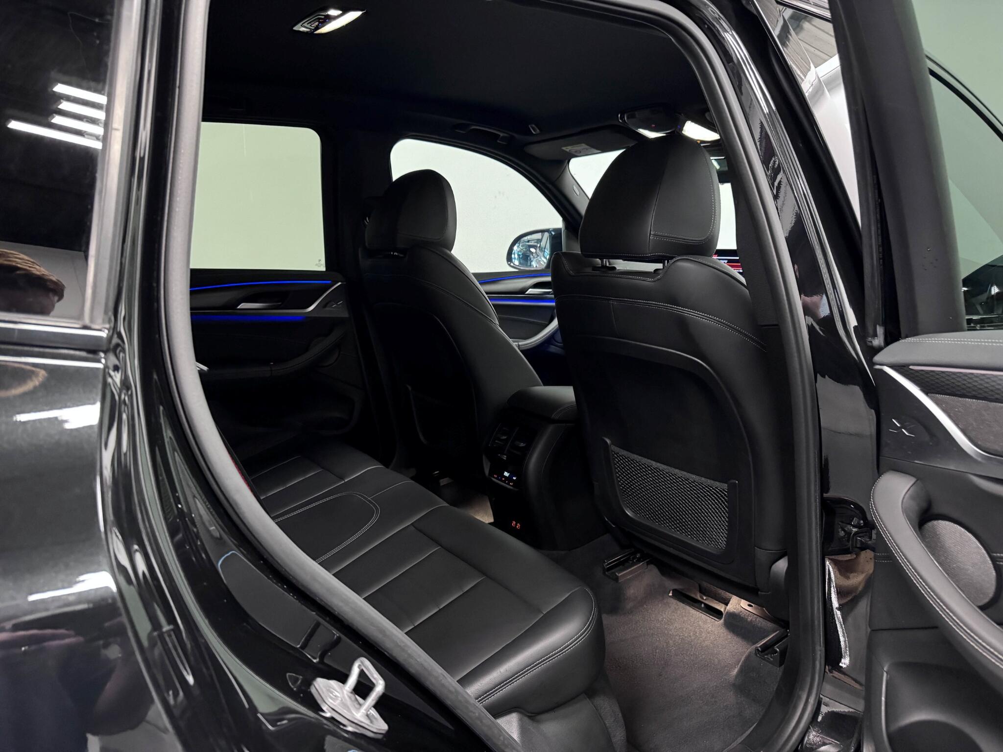 BMW X3 view 27