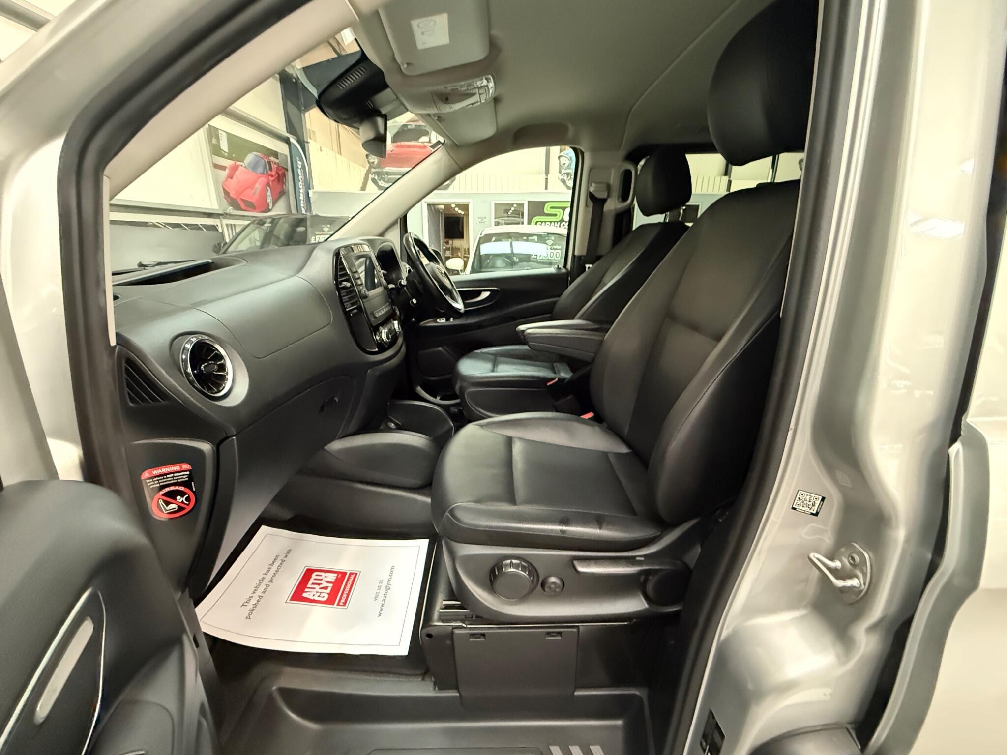 Mercedes-Benz Vito view 4