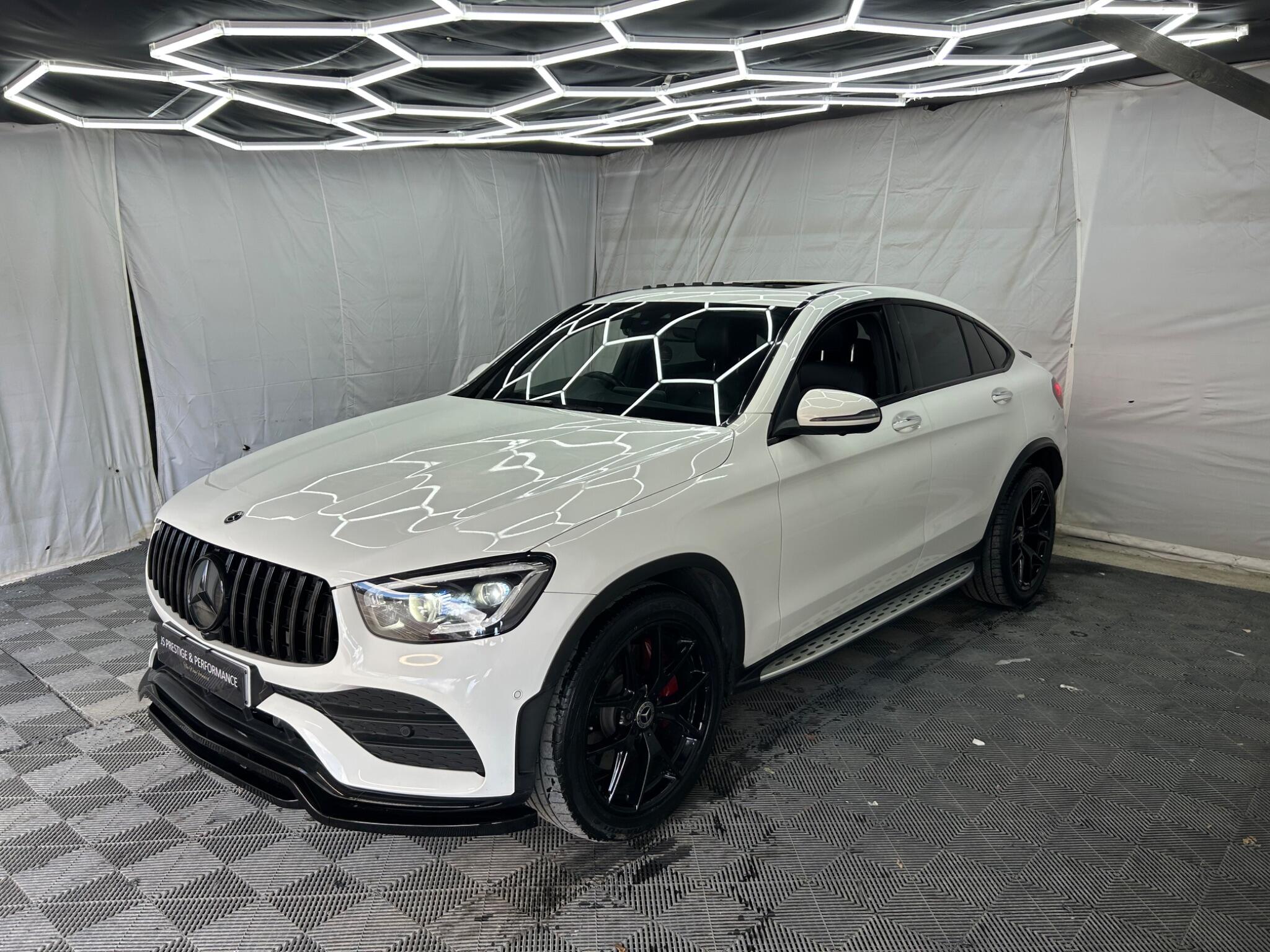 Mercedes-Benz GLC view 3