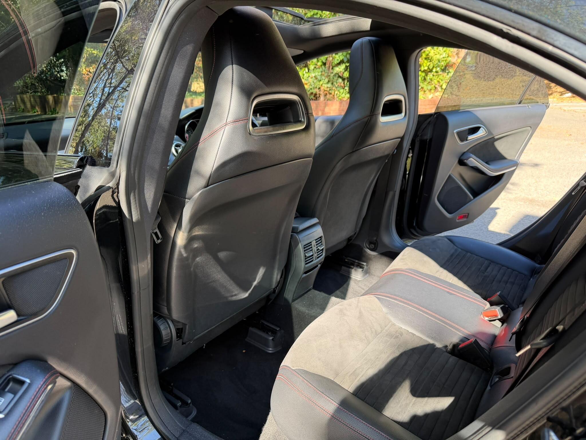 Mercedes-Benz Cla view 18