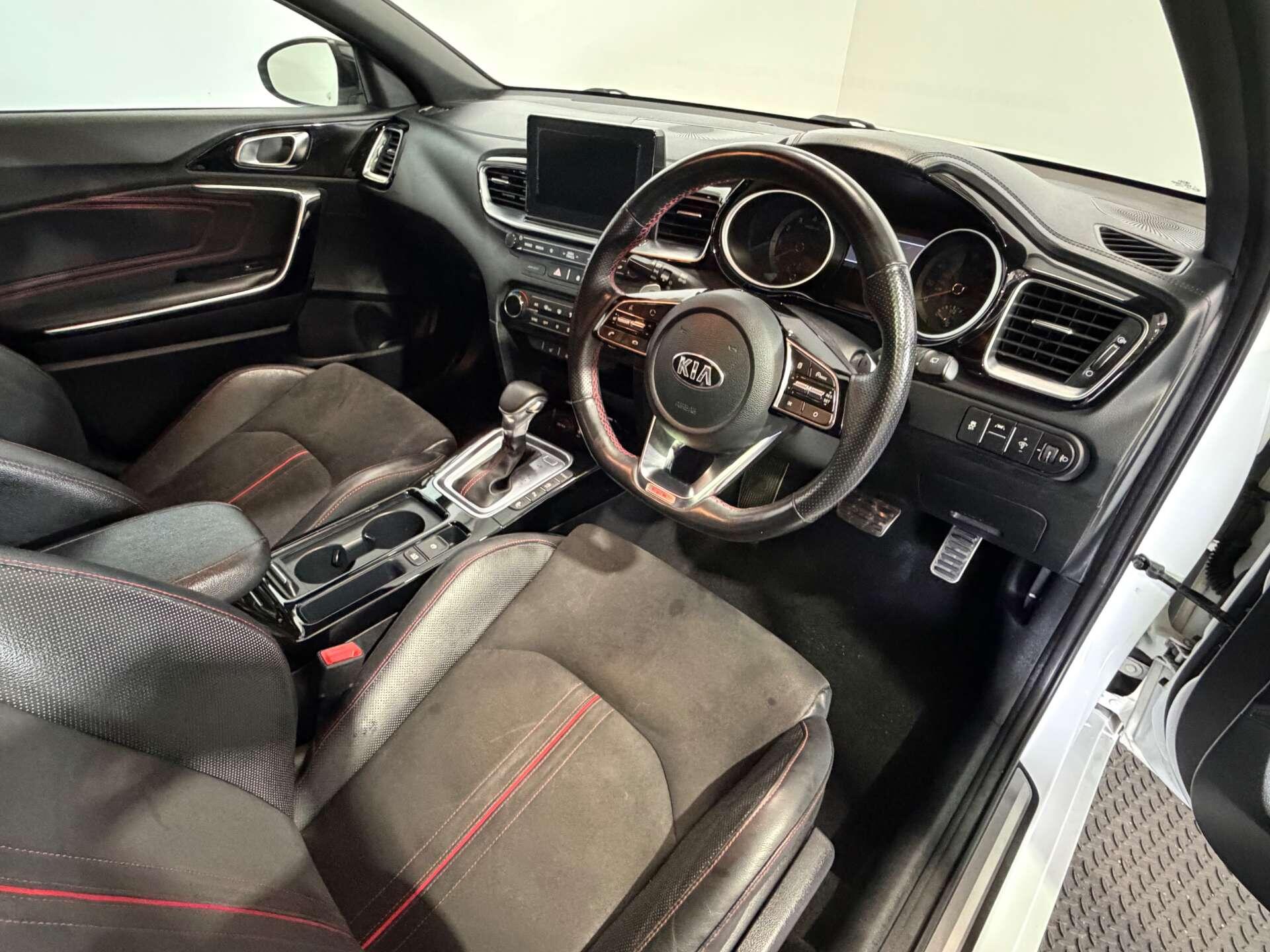 Kia Proceed view 16