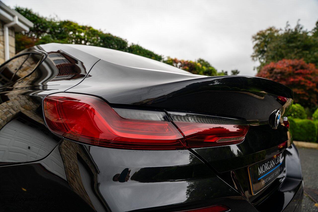 BMW 8 Series view 11