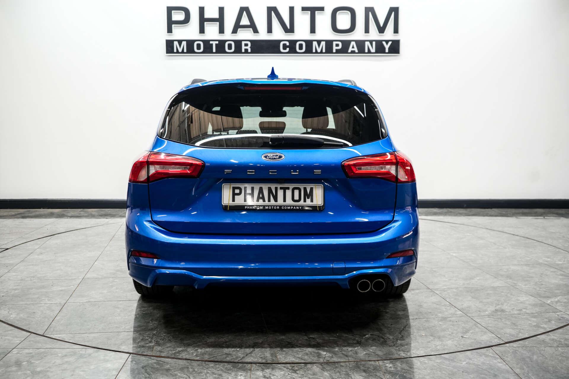 Ford Focus view 4