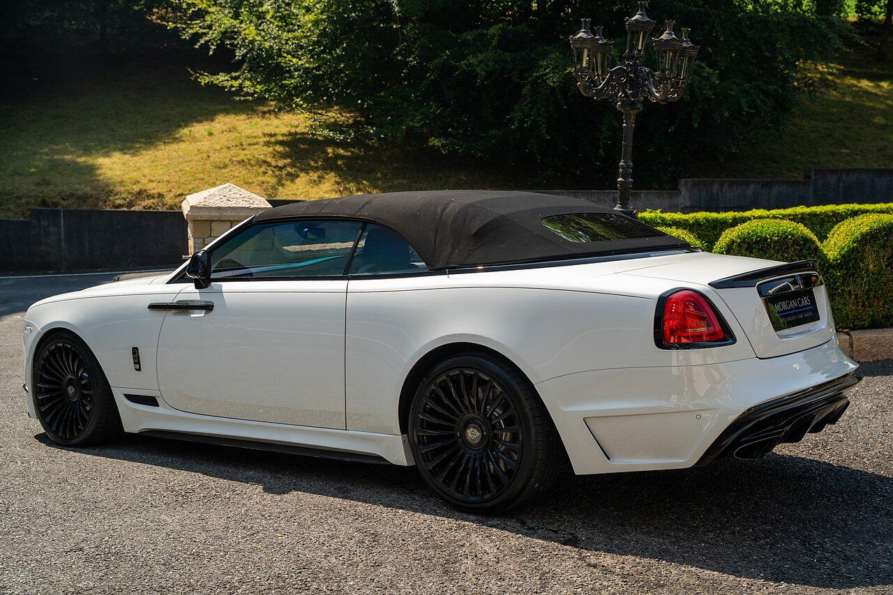 Rolls-Royce Dawn view 101