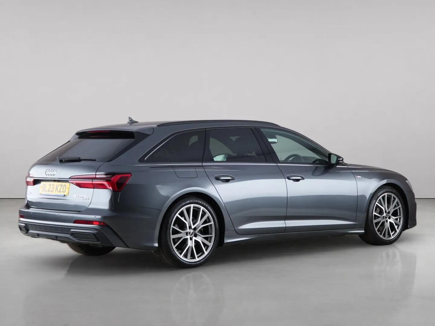 Audi A6 view 12