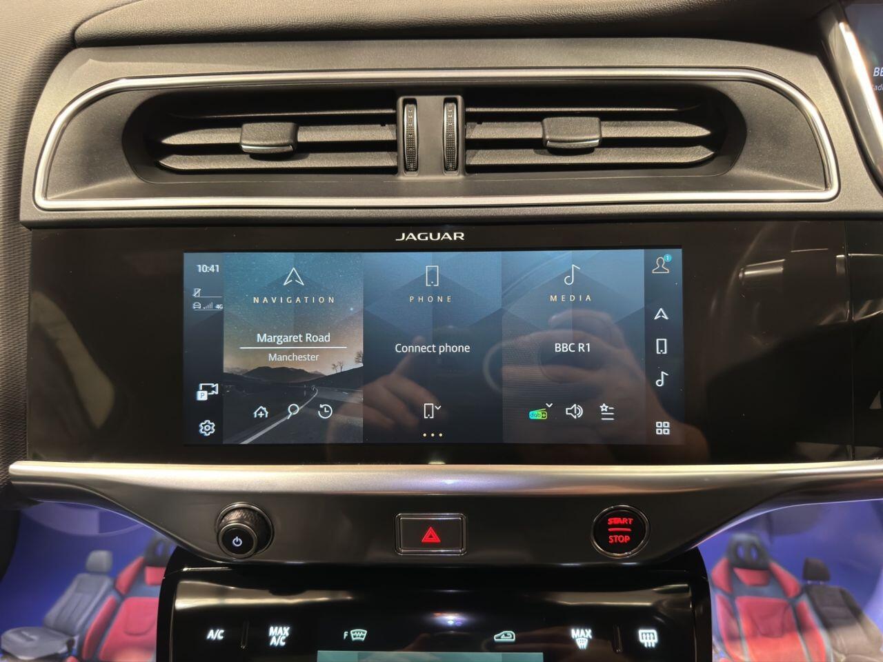 Jaguar I-Pace view 22