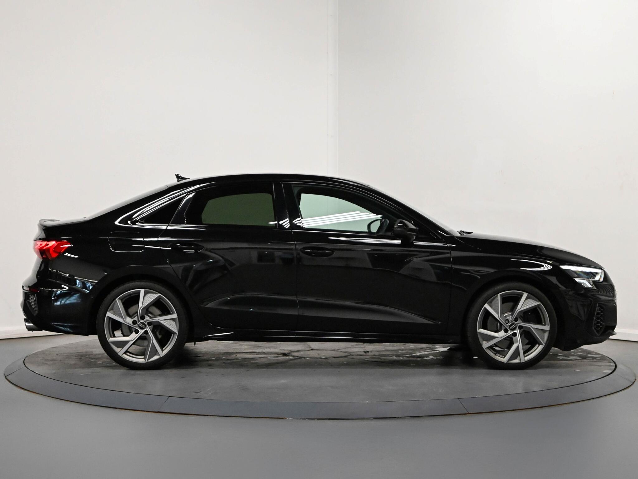 Audi S3 view 21