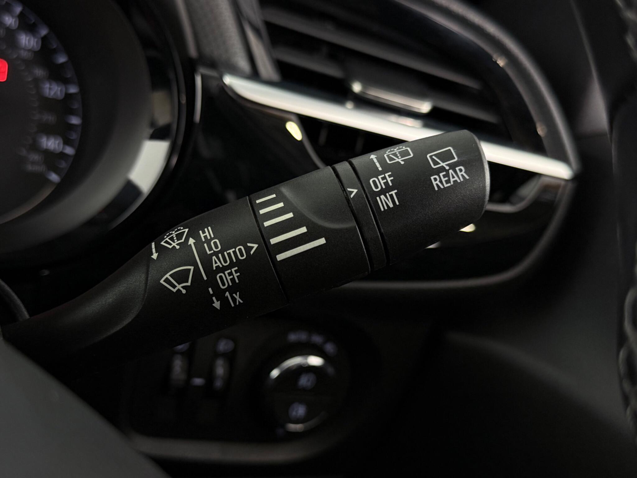 Vauxhall Corsa view 18