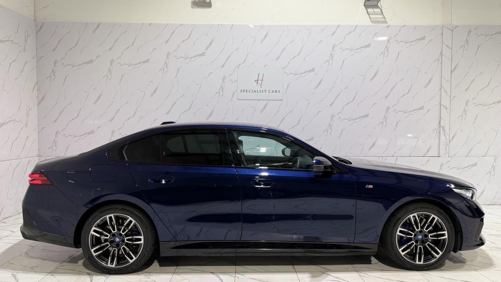 BMW I5 view 4