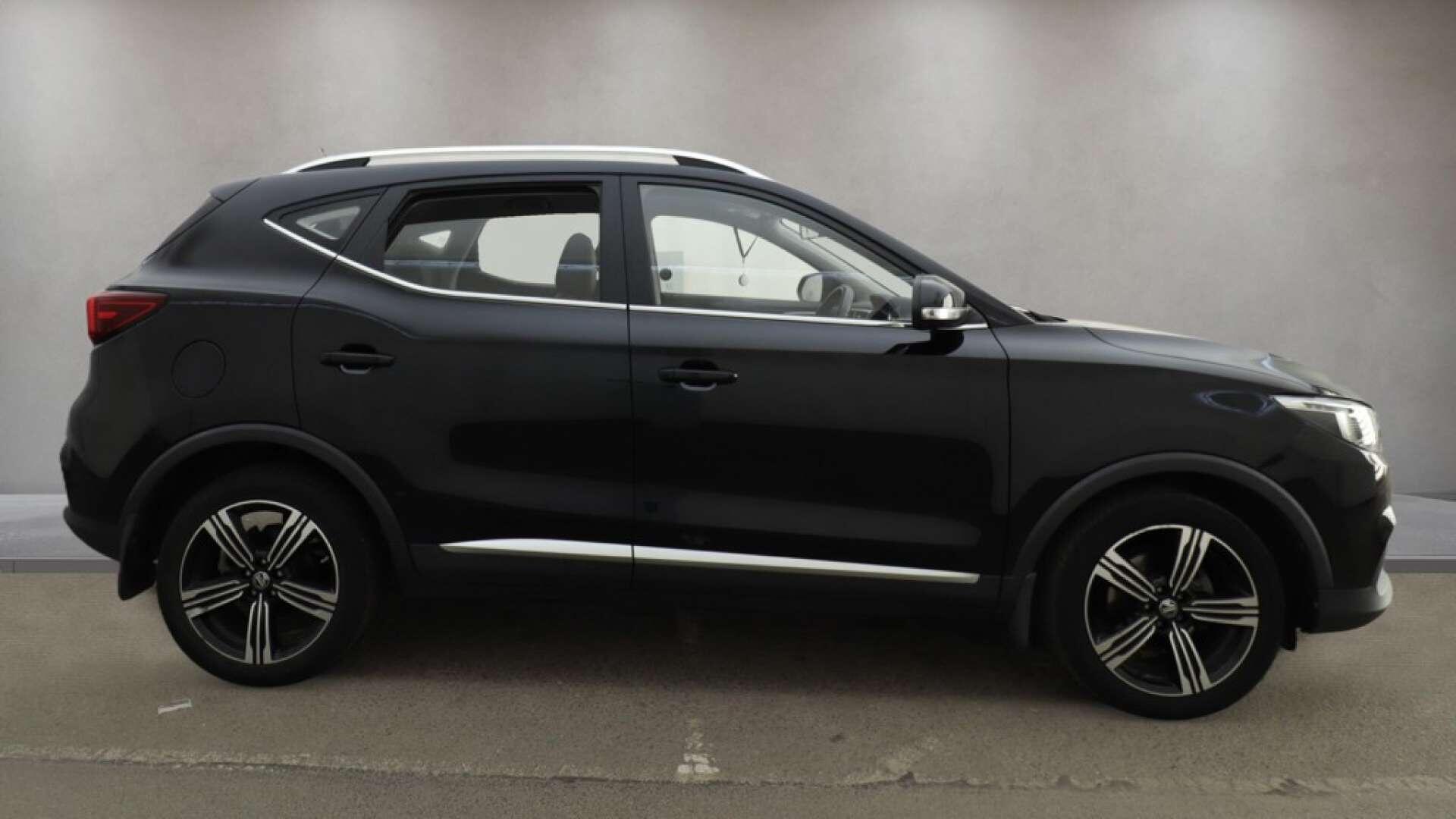 MG ZS view 9
