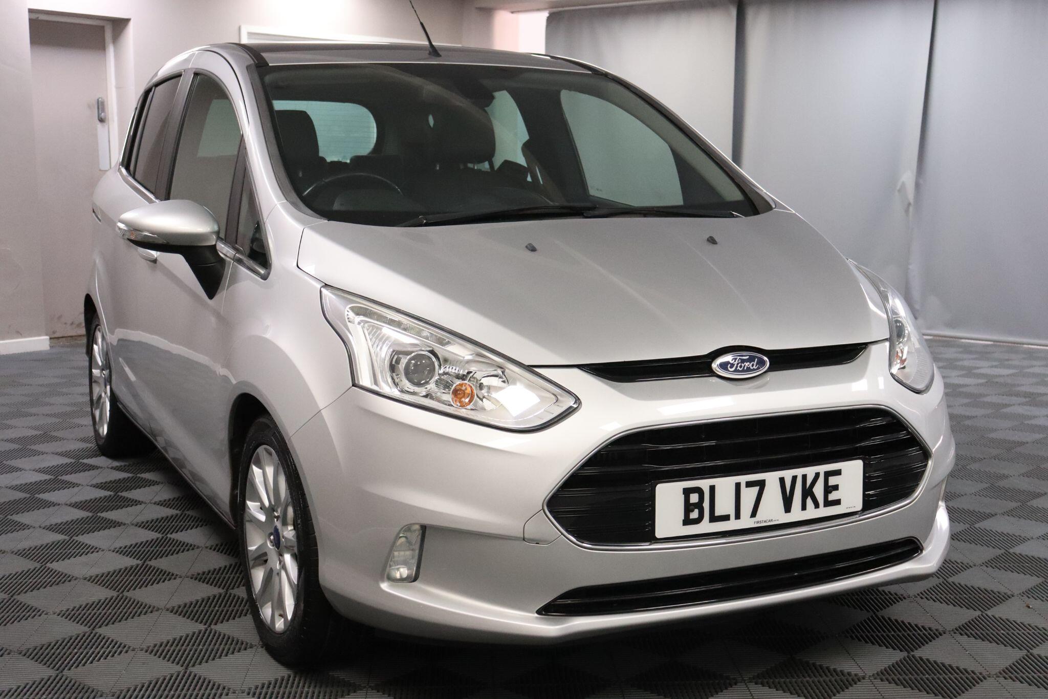 Ford B-Max view 12