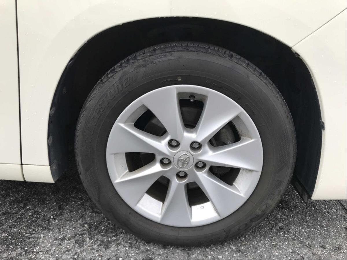 Toyota Alphard view 26