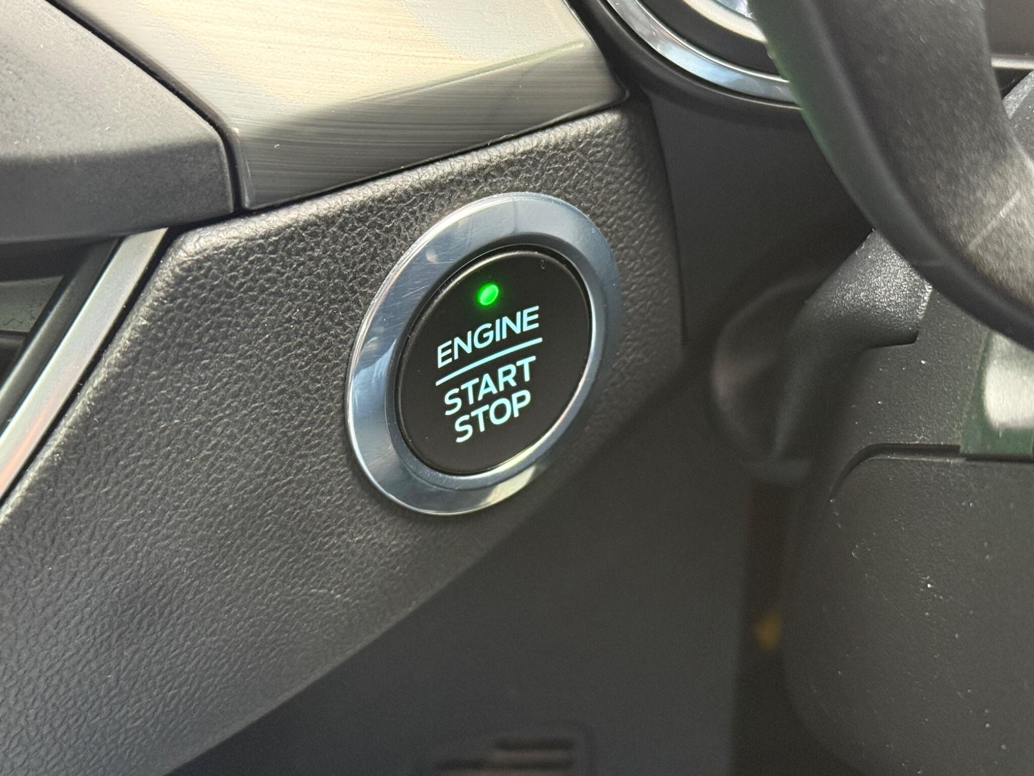2019 Ford Focus image 25