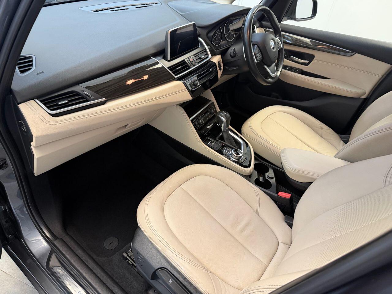 BMW 2 Series Active Tourer view 58