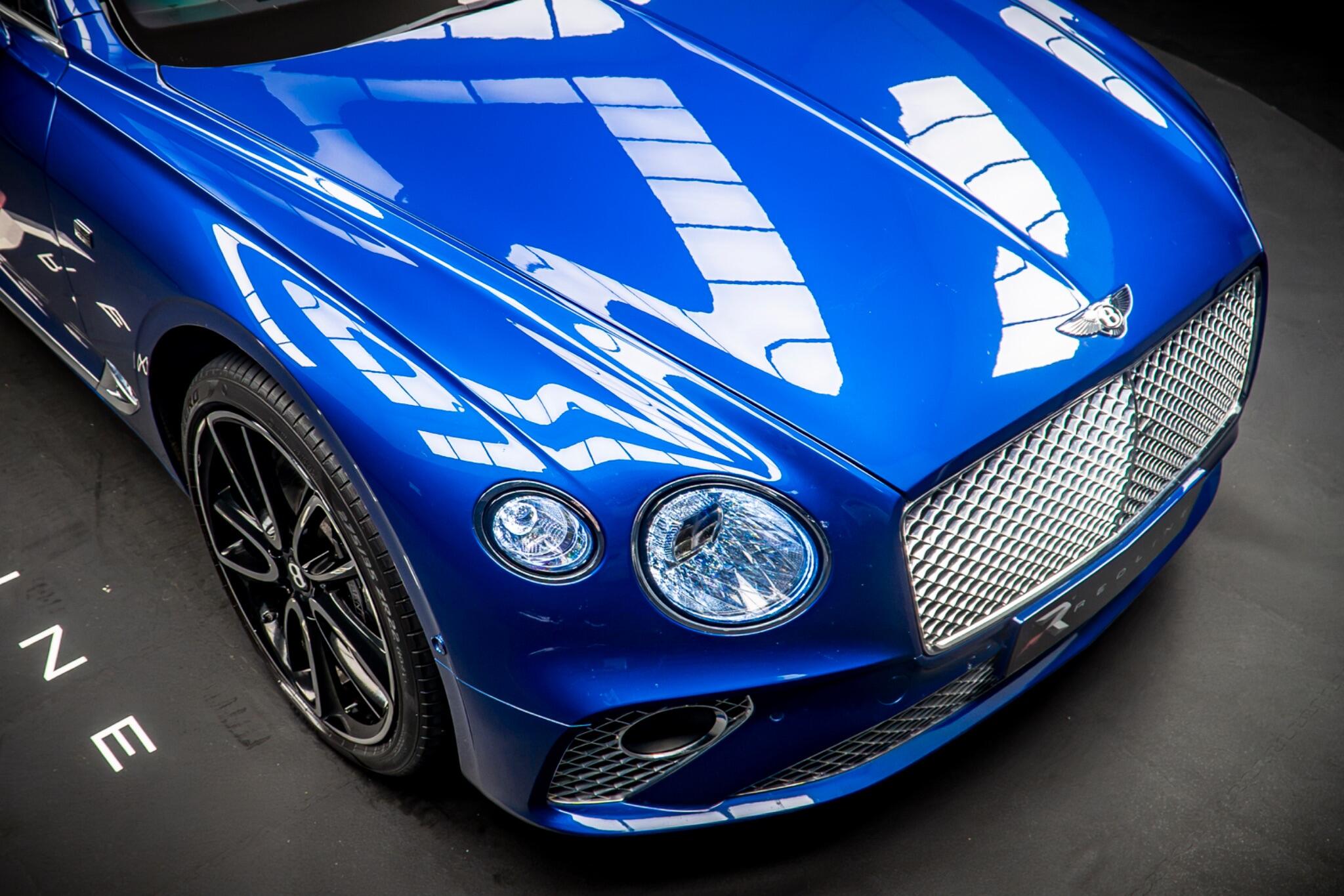 Bentley Continental view 11