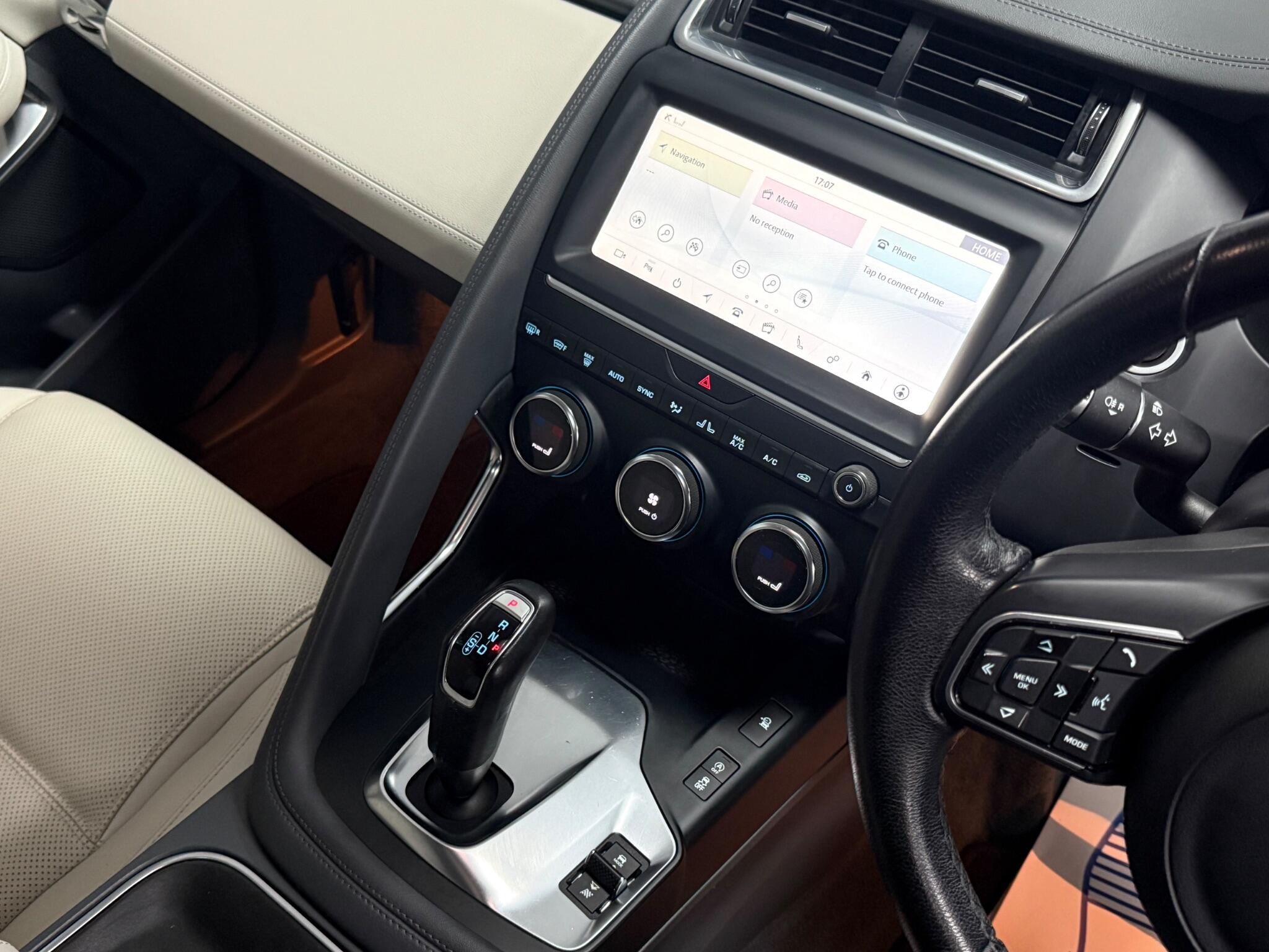 Jaguar E-Pace view 18
